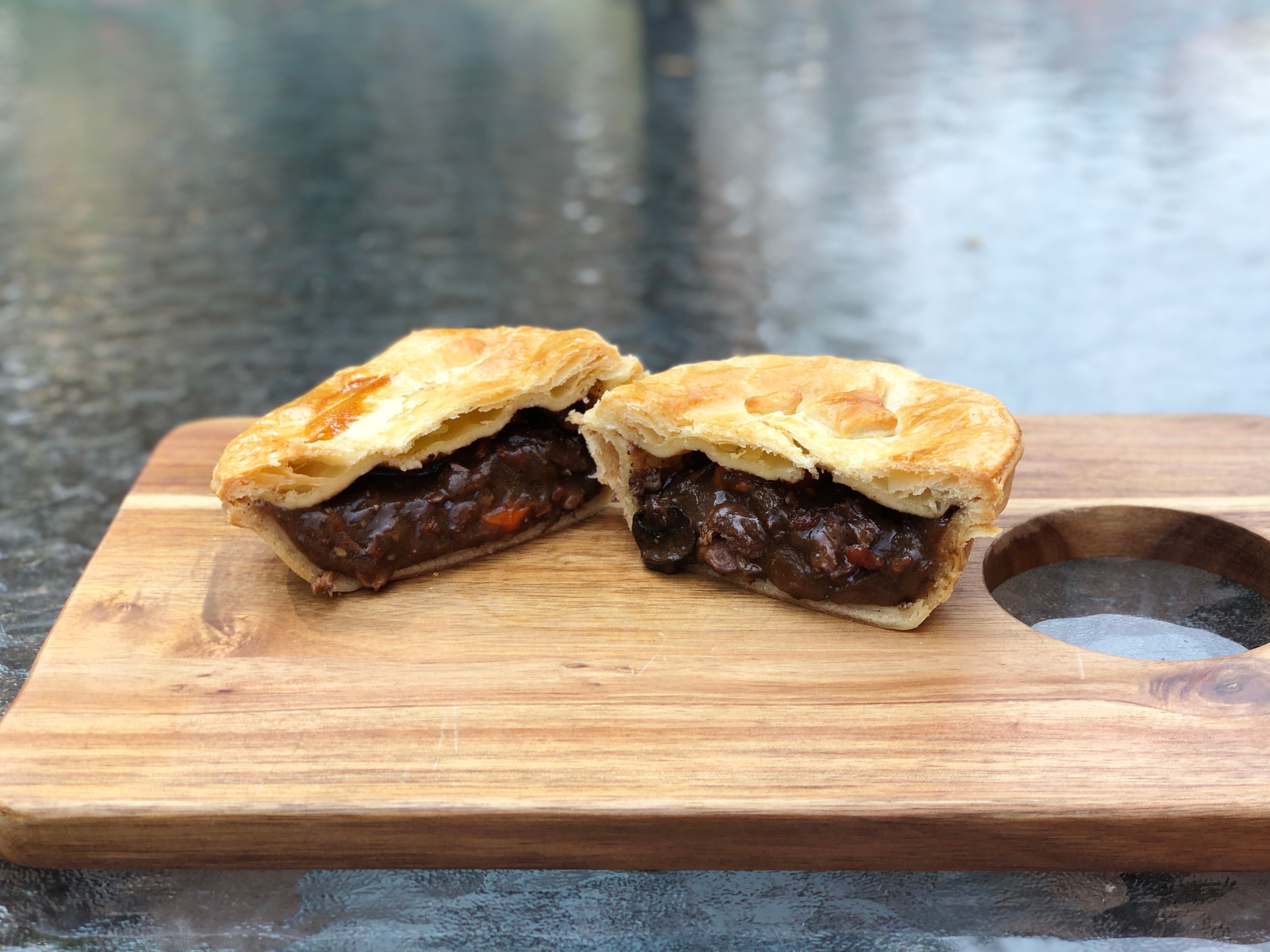 🦘 Pie of the Month -  Beef Burgundy